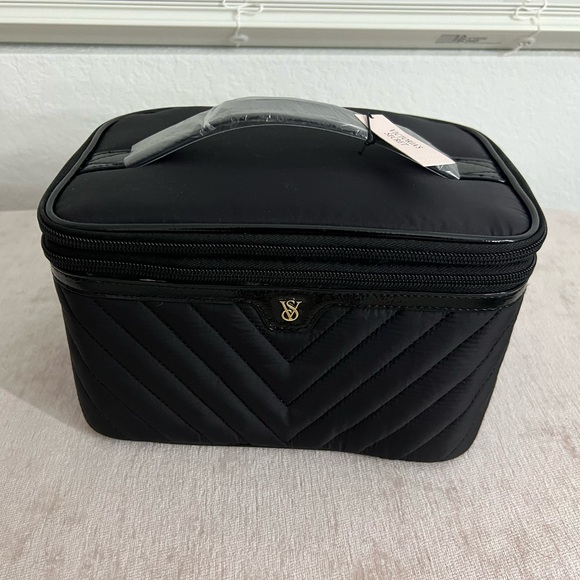 Victoria's Secret Other - Victoria’s Secret Express Train Case